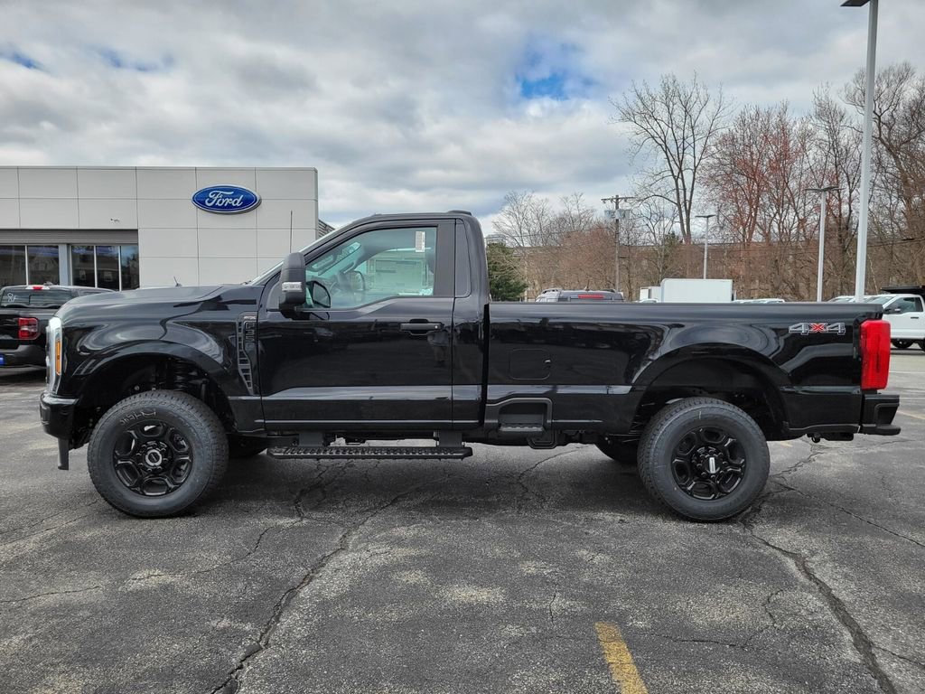 New 2026 Ford F350 4x4 Regular Cab Super Duty image 2