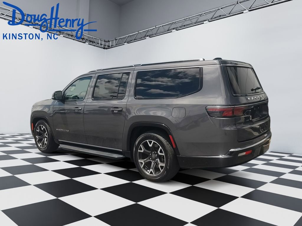 Used 2024 Jeep Wagoneer L Series III w/ Flexible Seating Group AWD/4WD image 3