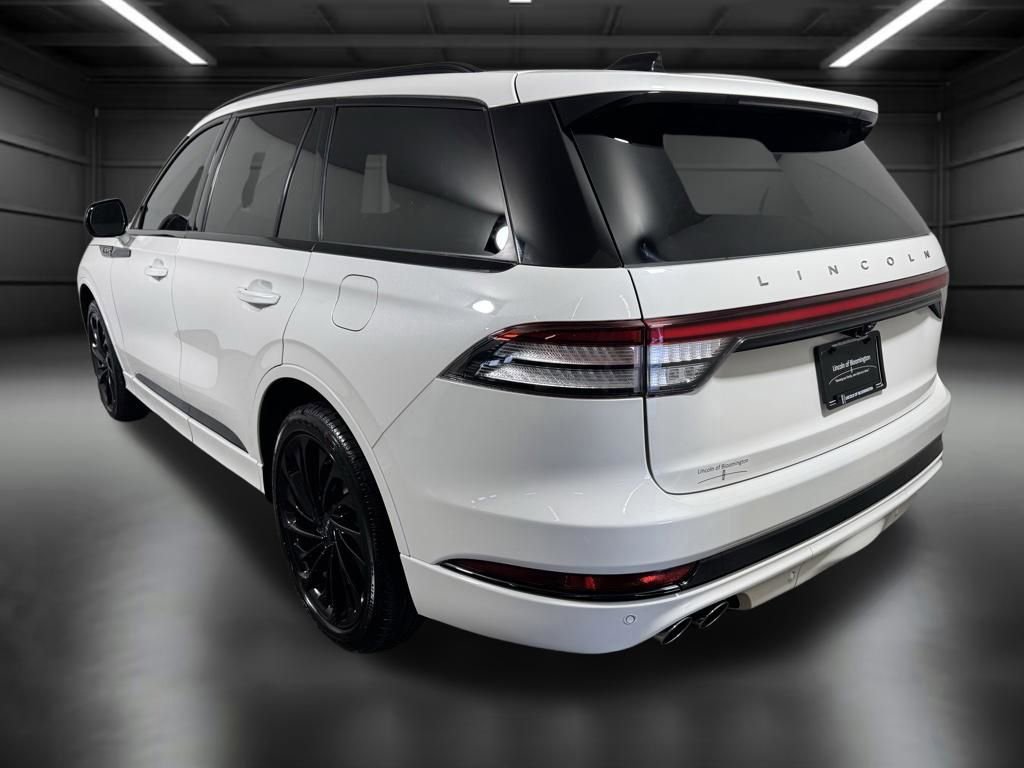 Used 2025 Lincoln Aviator Reserve w/ Jet Appearance Package AWD/4WD image 4