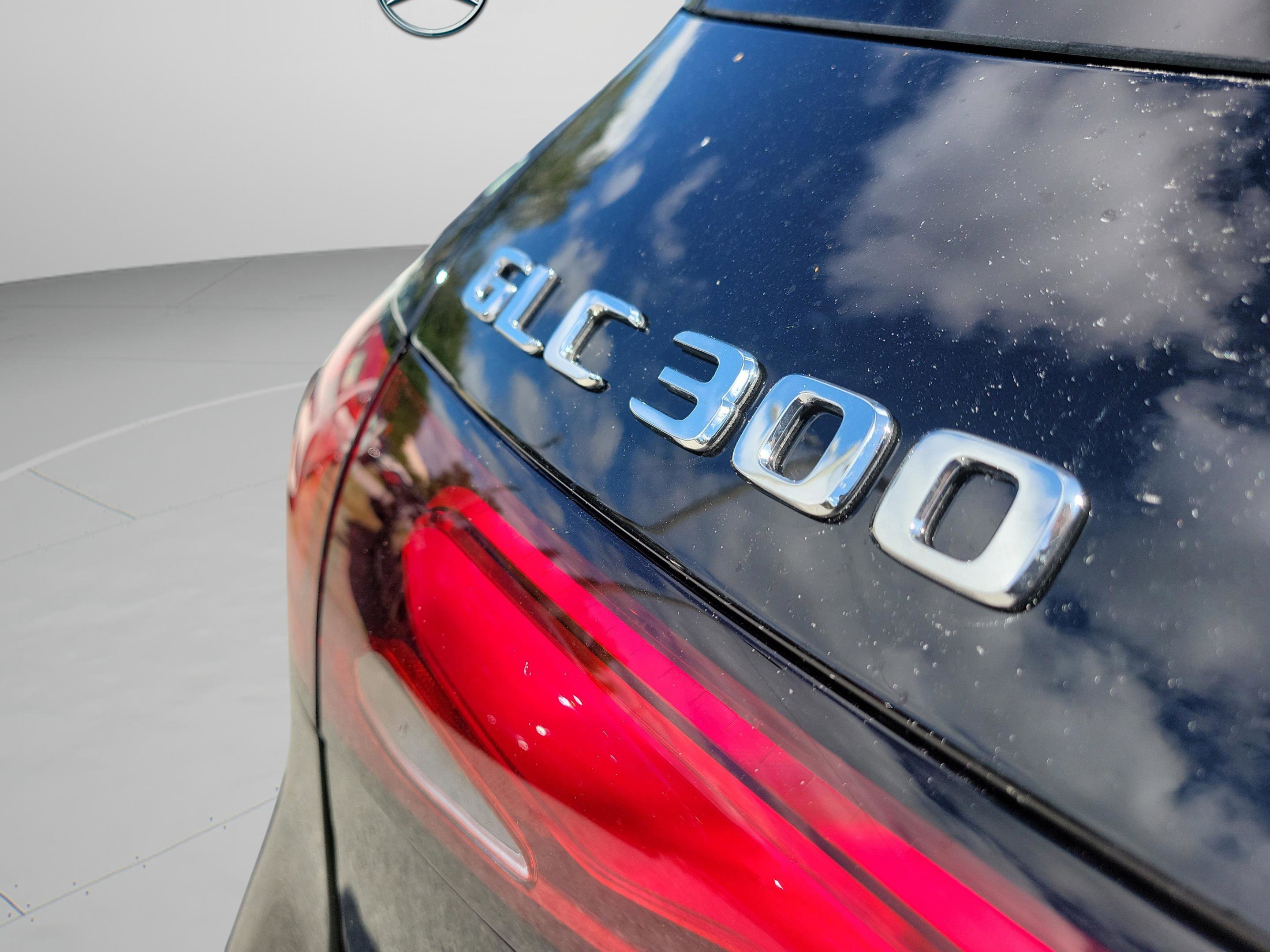 Used 2026 Mercedes-Benz GLC 300 4MATIC image 7