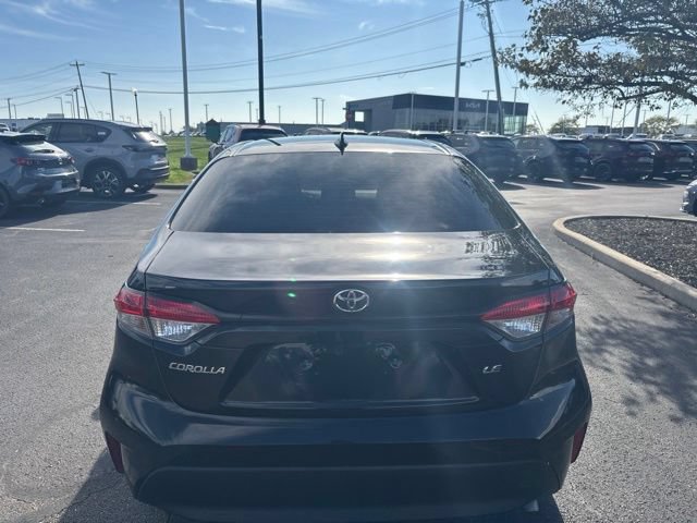 Used 2023 Toyota Corolla LE w/ Carpet Mat Package (TMS) FWD image 8
