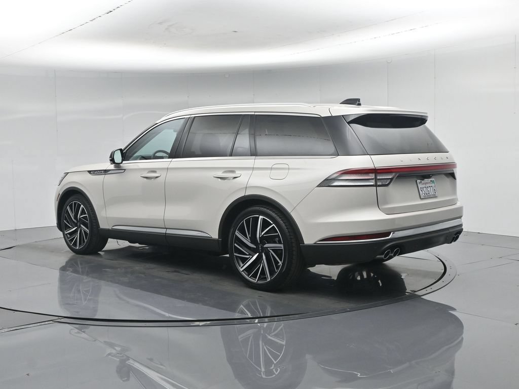 Used 2025 Lincoln Aviator Reserve w/ Equipment Group 201A AWD/4WD image 6
