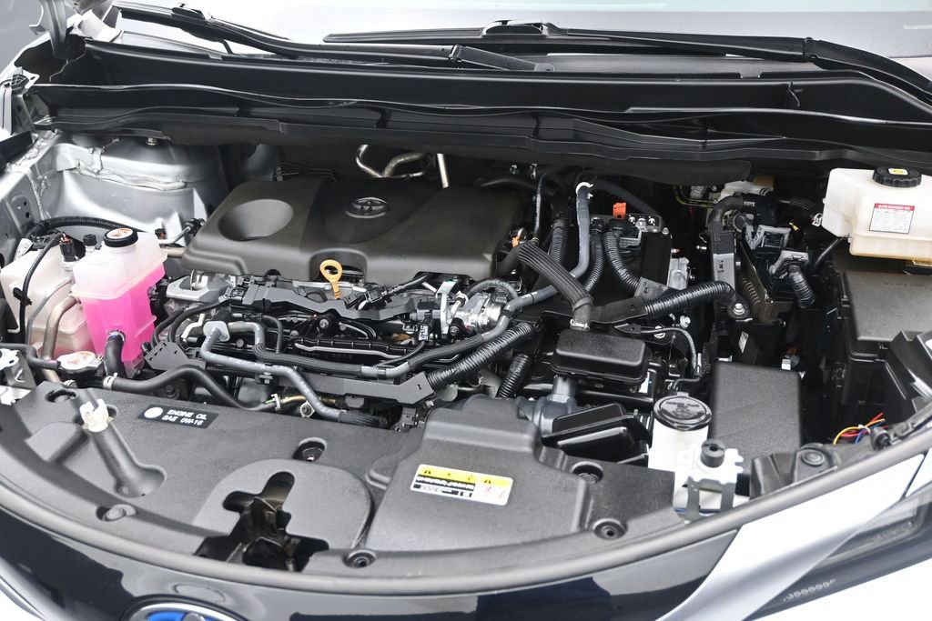 Used 2024 Toyota Sienna XSE w/ XSE Plus Package FWD image 10