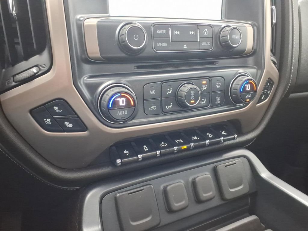 Used 2017 GMC Sierra 1500 Denali w/ Denali Ultimate Package image 12