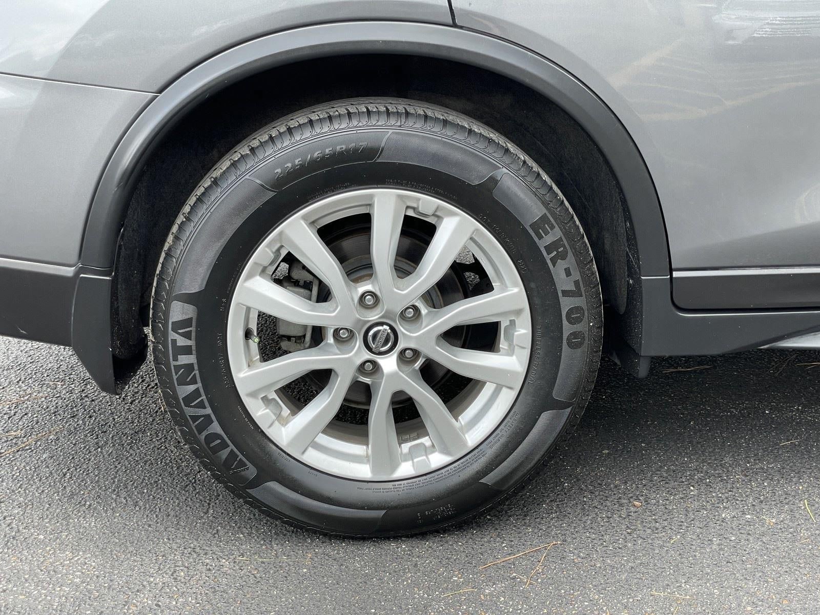 Used 2019 Nissan Rogue SV FWD image 52
