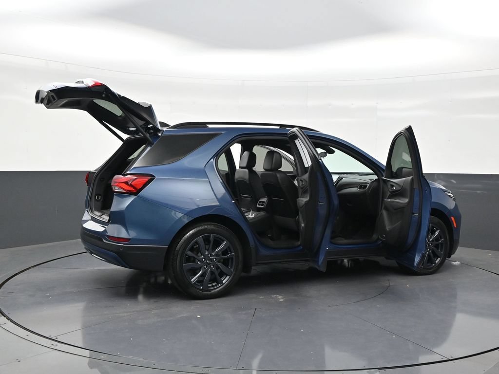 Used 2024 Chevrolet Equinox RS w/ RS Leather Package FWD image 29
