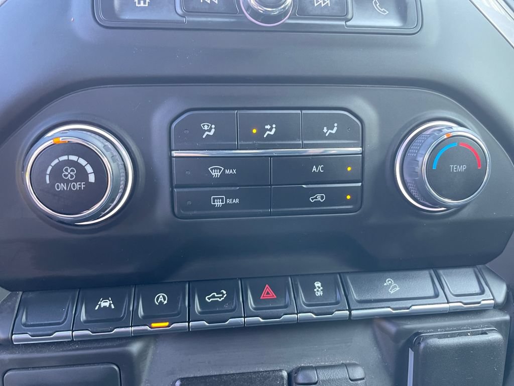 Used 2025 Chevrolet Silverado 1500 Custom Trail Boss w/ LPO, Dark Essentials Package AWD/4WD image 27