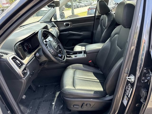 Used 2023 Kia Sorento S w/ Panoramic Sunroof Package AWD/4WD image 14