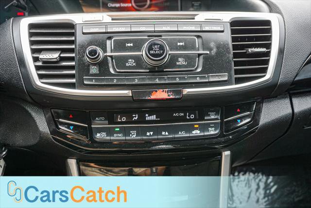 Used 2017 Honda Accord LX image 22