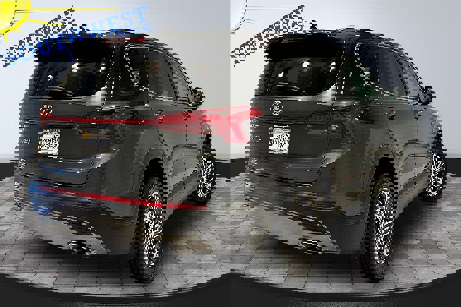 Used 2023 Hyundai Santa Fe SE image 6