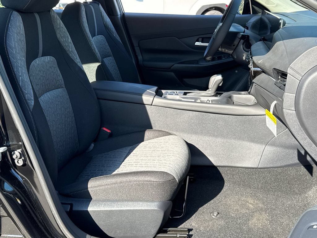 New 2026 Nissan Sentra SV w/ SV Convenience Package FWD image 20