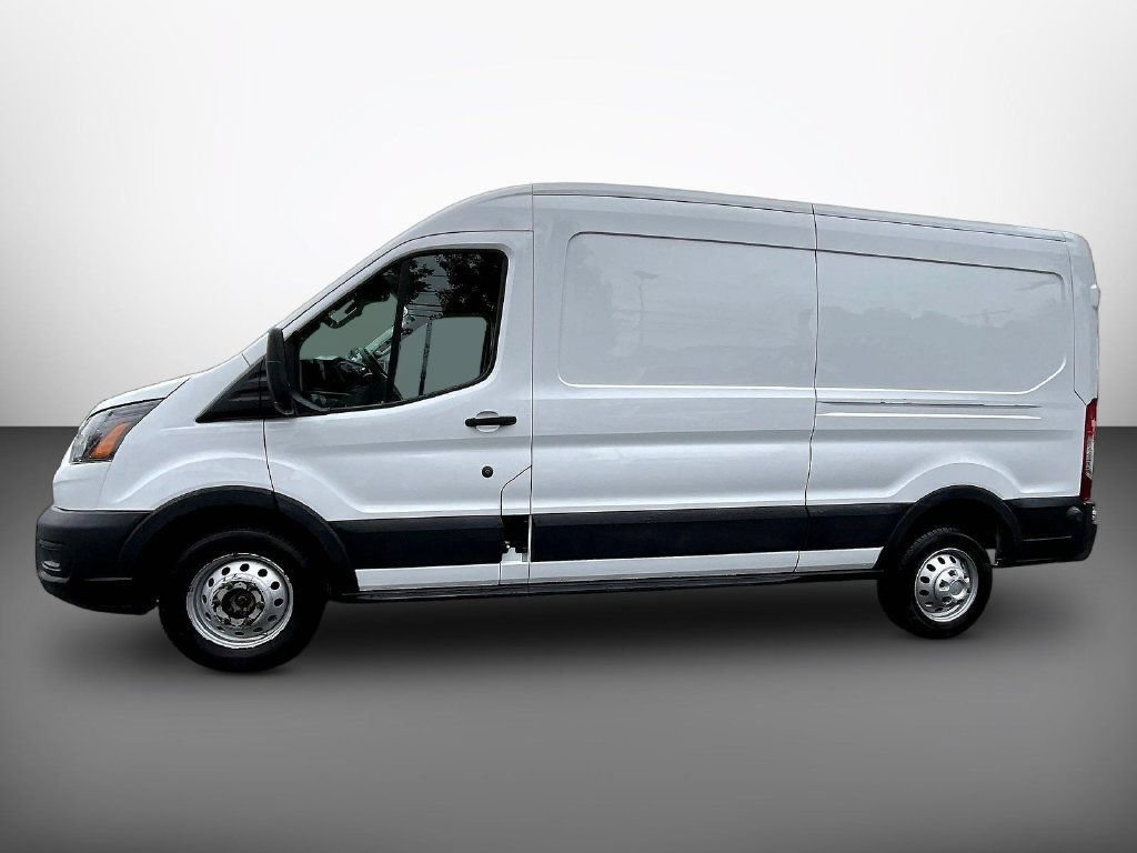 Used 2024 Ford Transit 250 148 Medium Roof Extended AWD image 4