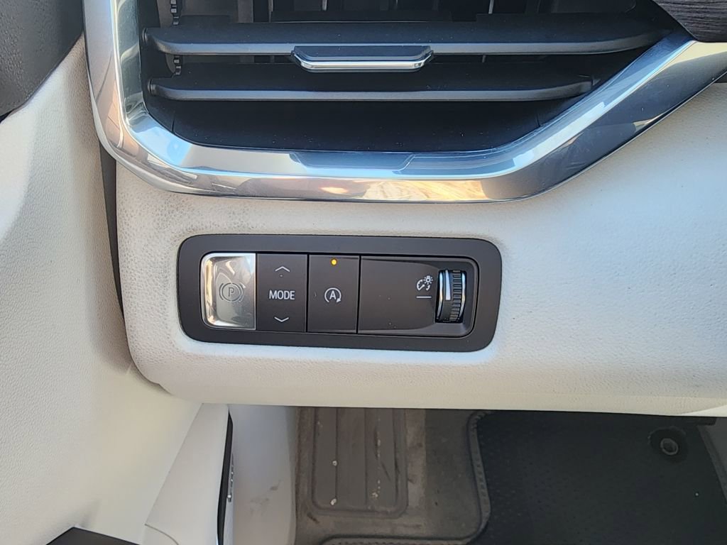 New 2026 GMC Acadia Denali w/ Super Cruise Package image 20