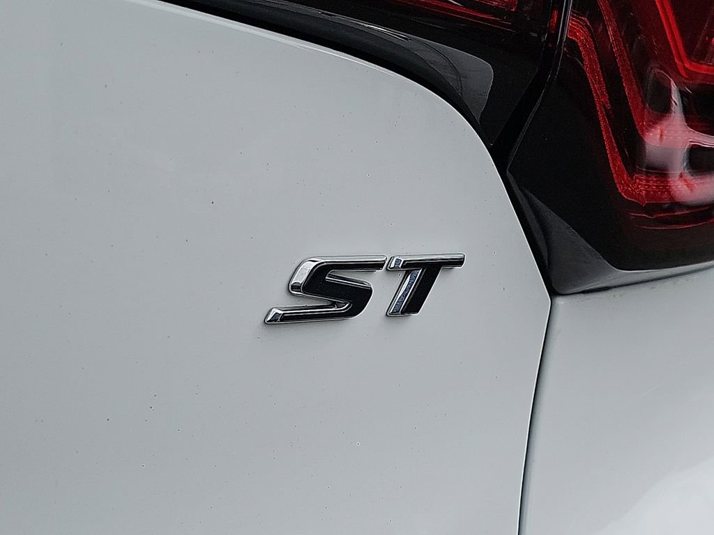 Used 2024 Buick Encore GX Sport Touring image 31