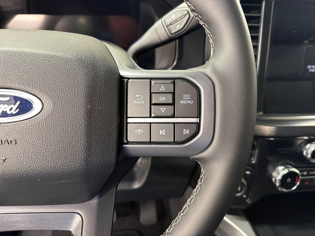 New 2026 Ford F250 Lariat w/ Black Appearance Package AWD/4WD image 20