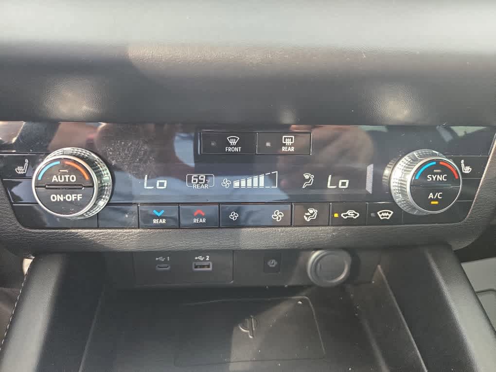 Used 2022 Mitsubishi Outlander SEL AWD/4WD image 37
