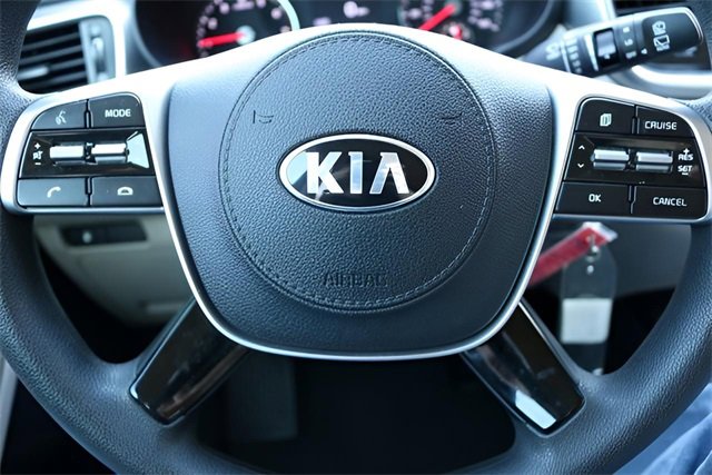 Used 2020 Kia Sorento LX image 21