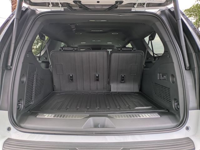 New 2026 GMC Yukon XL Denali w/ LPO, Floor Liner Package RWD image 14