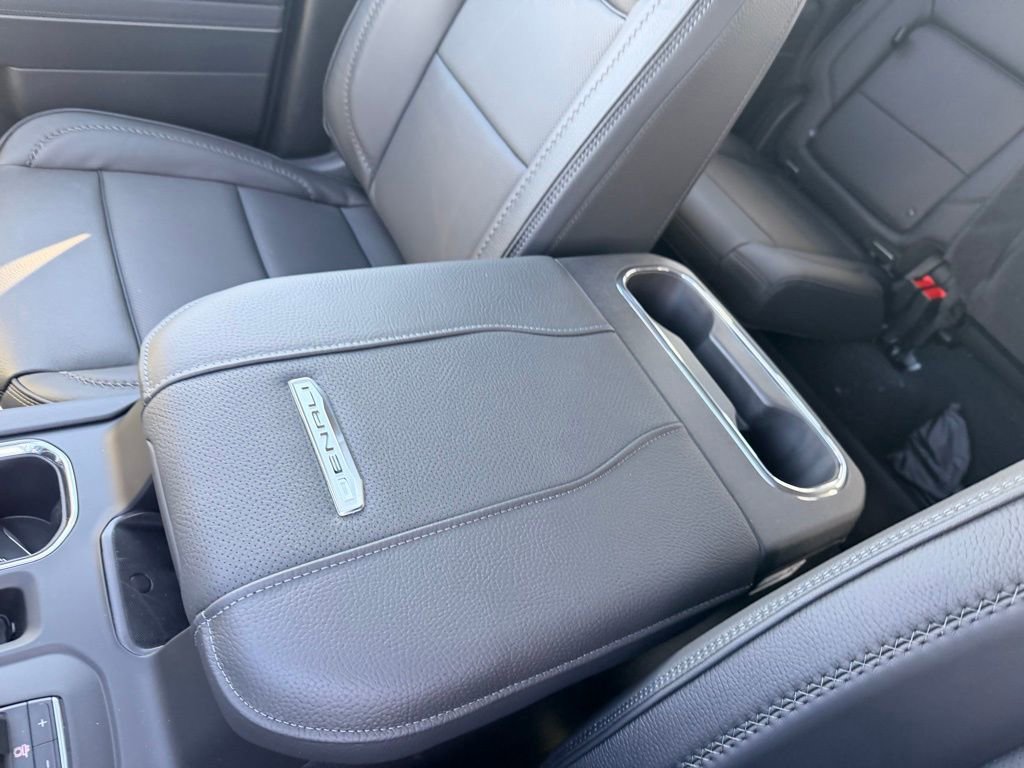 New 2026 GMC Sierra 2500 Denali w/ Denali Reserve Package image 30