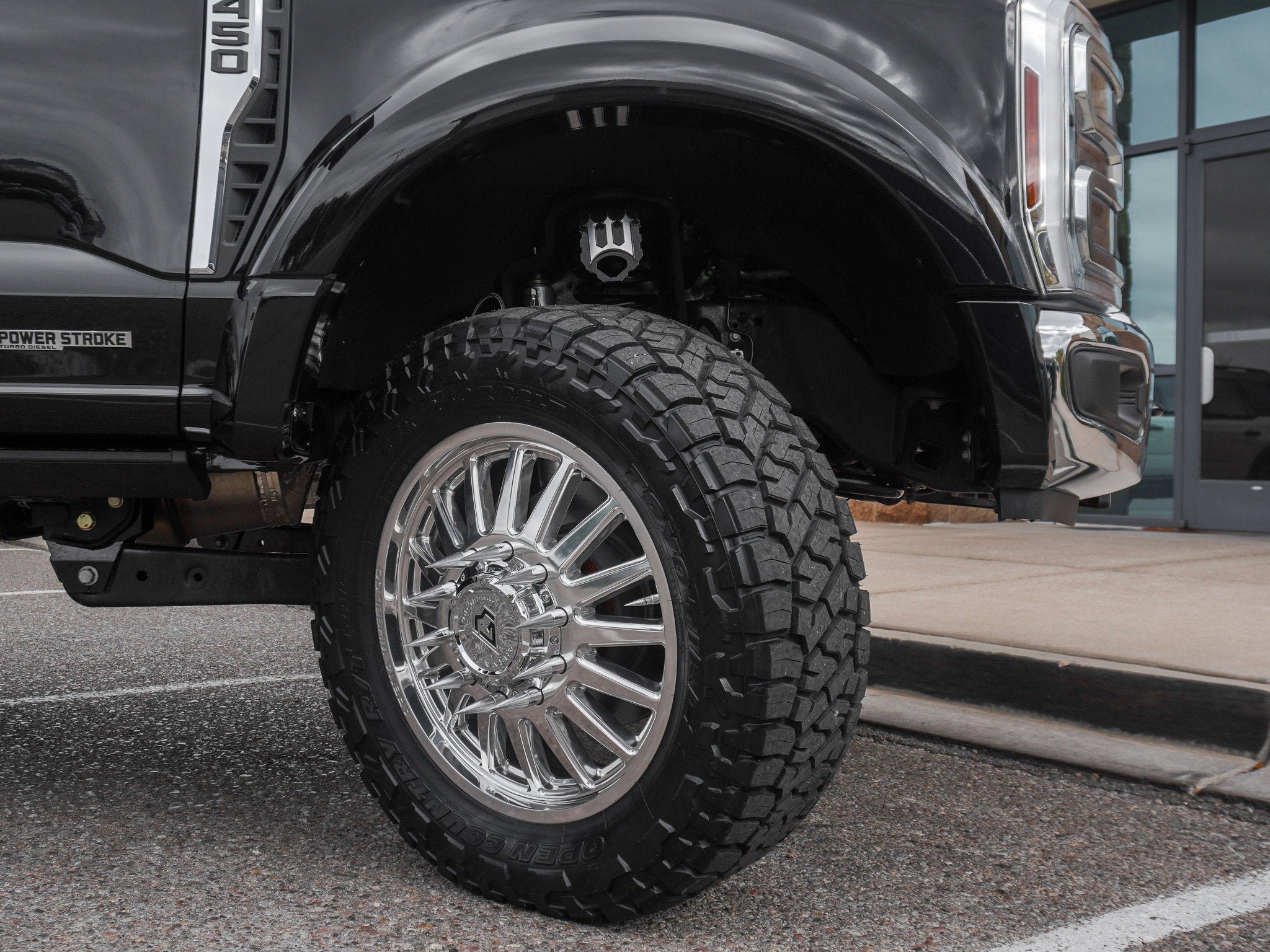 Used 2025 Ford F450 Lariat w/ Chrome Package image 12