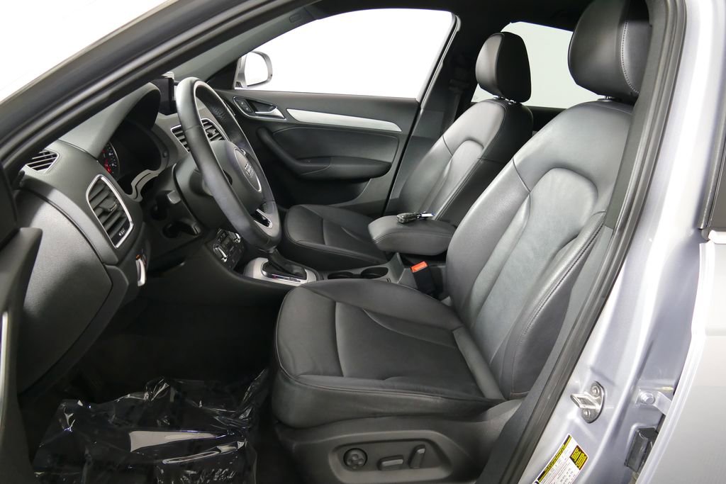 Used 2015 Audi Q3 2.0T Prestige AWD/4WD image 19