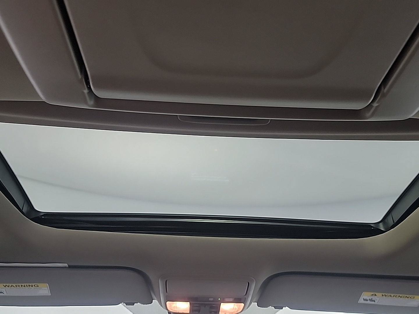 Certified 2022 Honda Odyssey Touring image 24