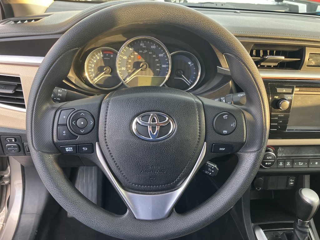 Used 2015 Toyota Corolla L image 11