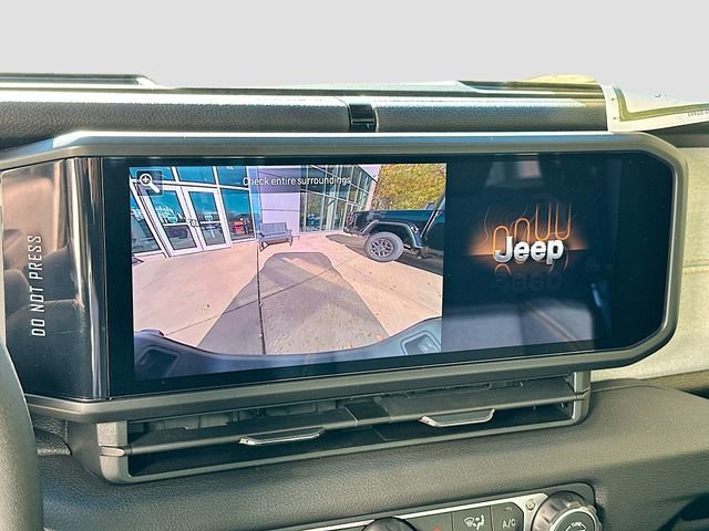 New 2026 Jeep Gladiator Sport AWD/4WD image 14