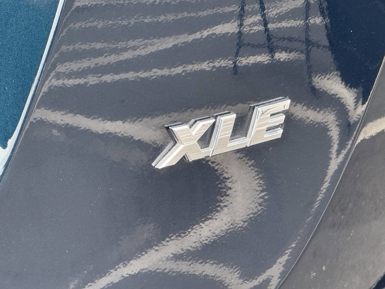 Used 2017 Toyota RAV4 XLE image 22