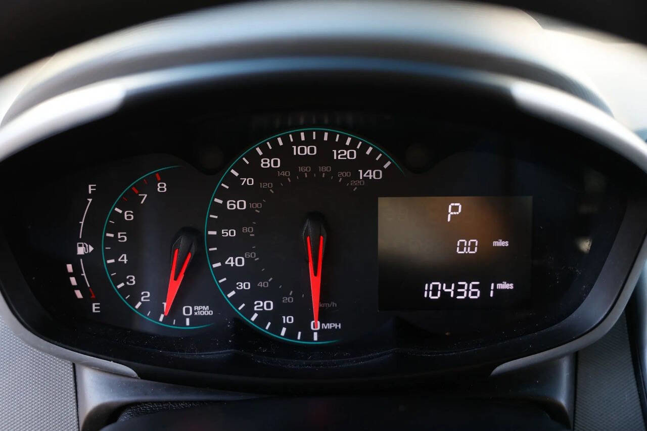 Used 2017 Chevrolet Sonic LT image 18