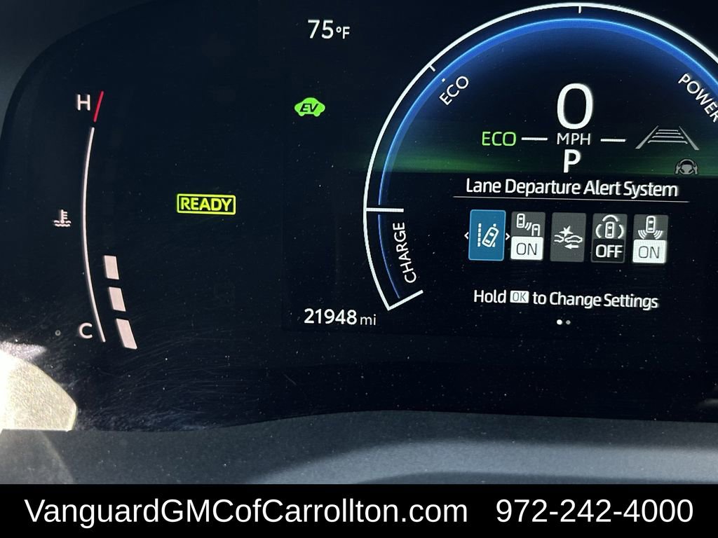 Used 2025 Toyota Camry SE image 16