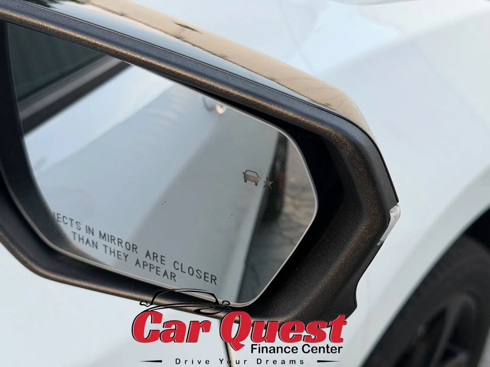 Used 2019 Chevrolet Equinox LT FWD image 23