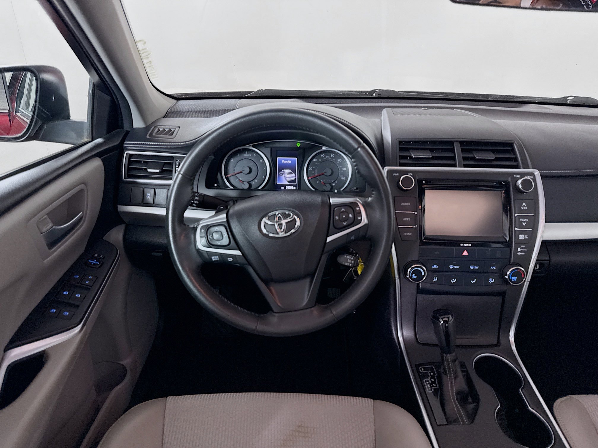 Certified 2017 Toyota Camry SE w/ Moonroof Package image 23