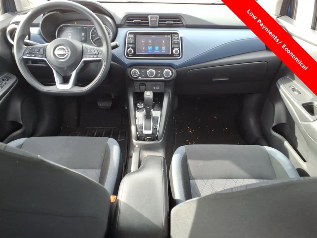 Used 2023 Nissan Versa SV image 12