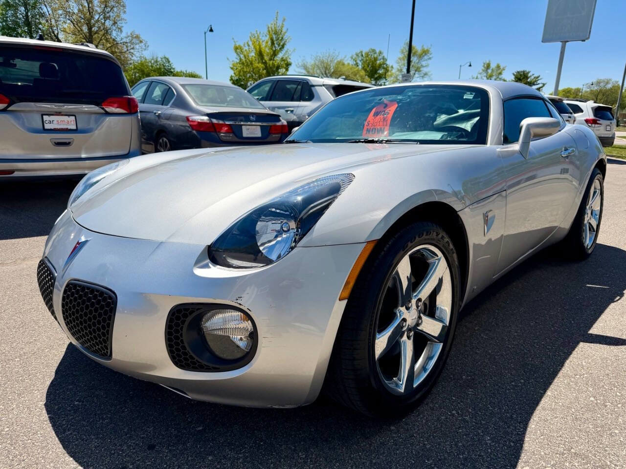 Used 2009 Pontiac Solstice GXP w/ Premium Package RWD image 6