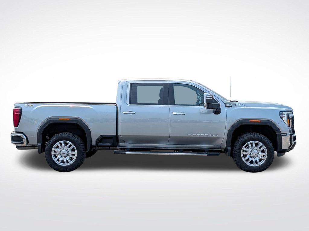 Used 2024 GMC Sierra 3500 SLT AWD/4WD image 2