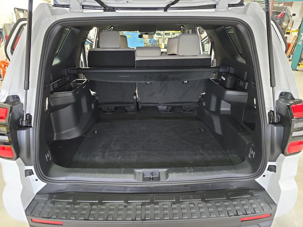 Certified 2025 Toyota 4Runner SR5 image 14