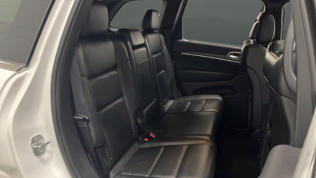 Used 2019 Jeep Grand Cherokee Limited AWD/4WD image 25