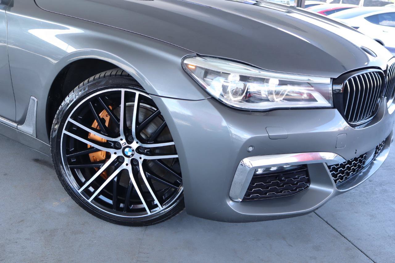 Used 2018 BMW 750i RWD image 4