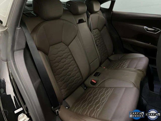 Used 2022 Audi e-tron GT Premium Plus image 73