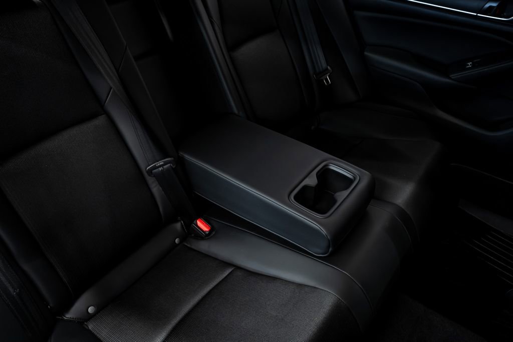 Used 2022 Honda Accord Sport image 34