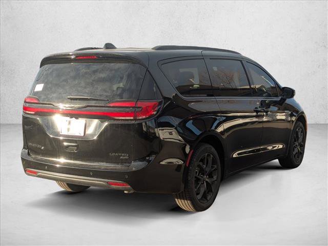 New 2026 Chrysler Pacifica Limited w/ S Appearance Package image 2