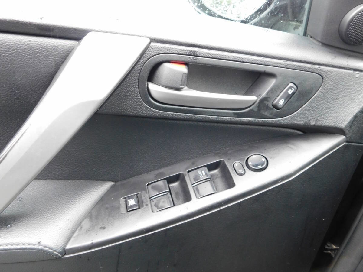 Used 2012 MAZDA MAZDA3 i Grand Touring FWD image 16