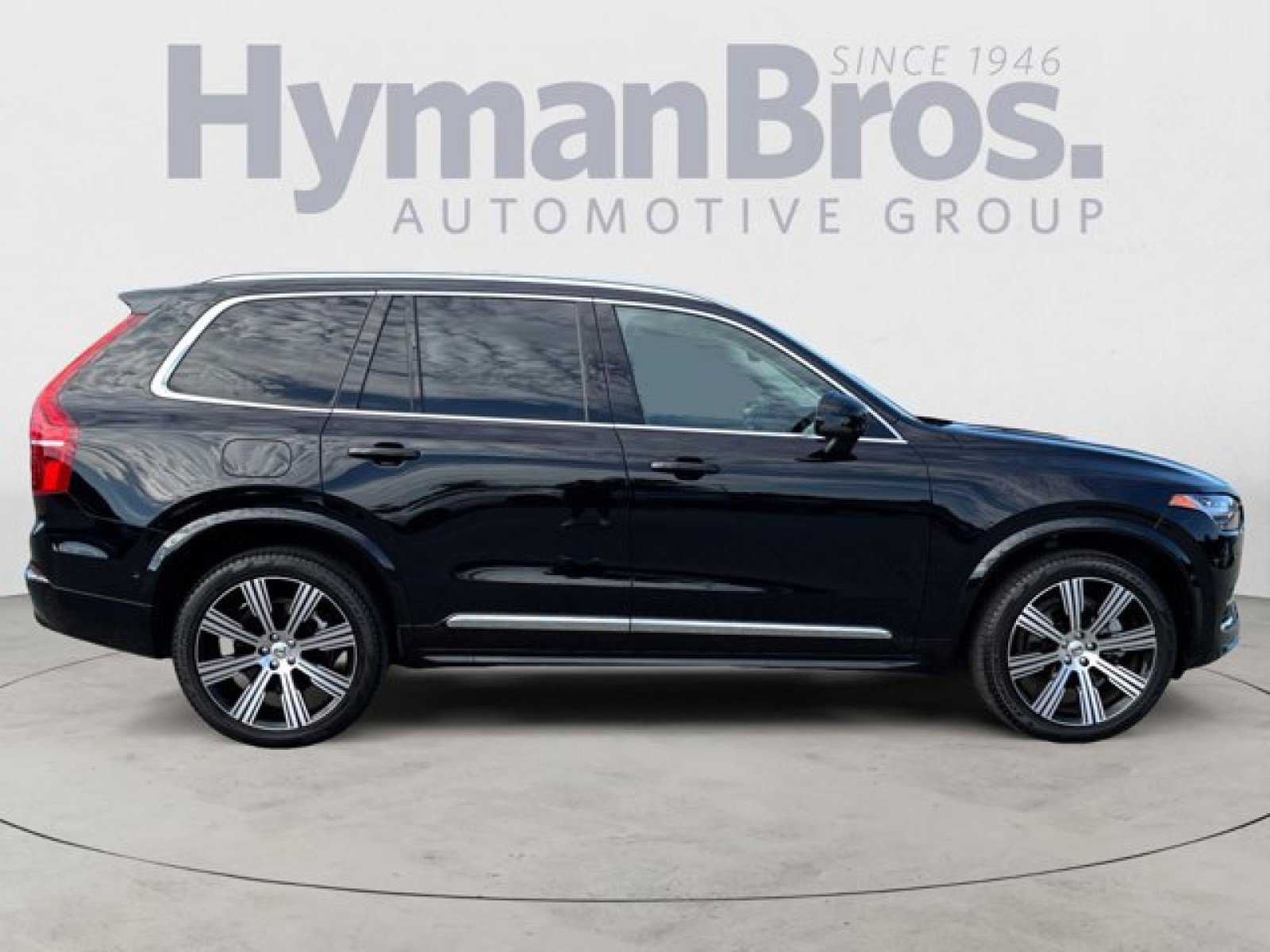 Used 2023 Volvo XC90 B6 Ultimate w/ Protection Package image 2