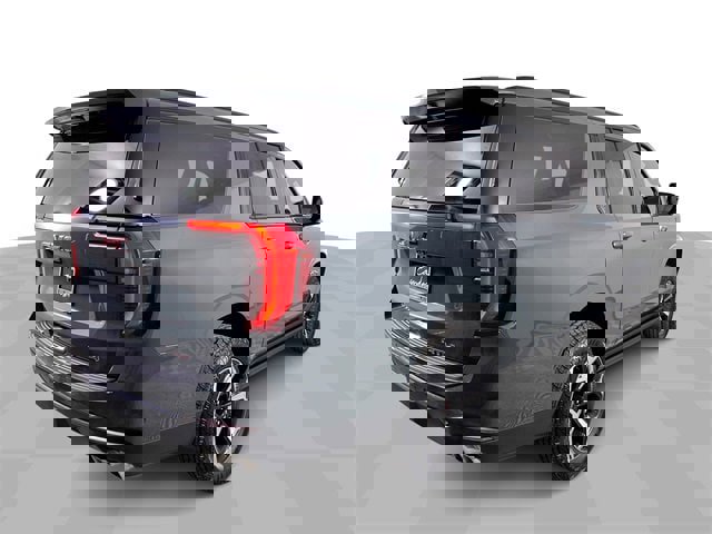 New 2026 GMC Yukon XL AT4 w/ AT4 Premium Package image 8