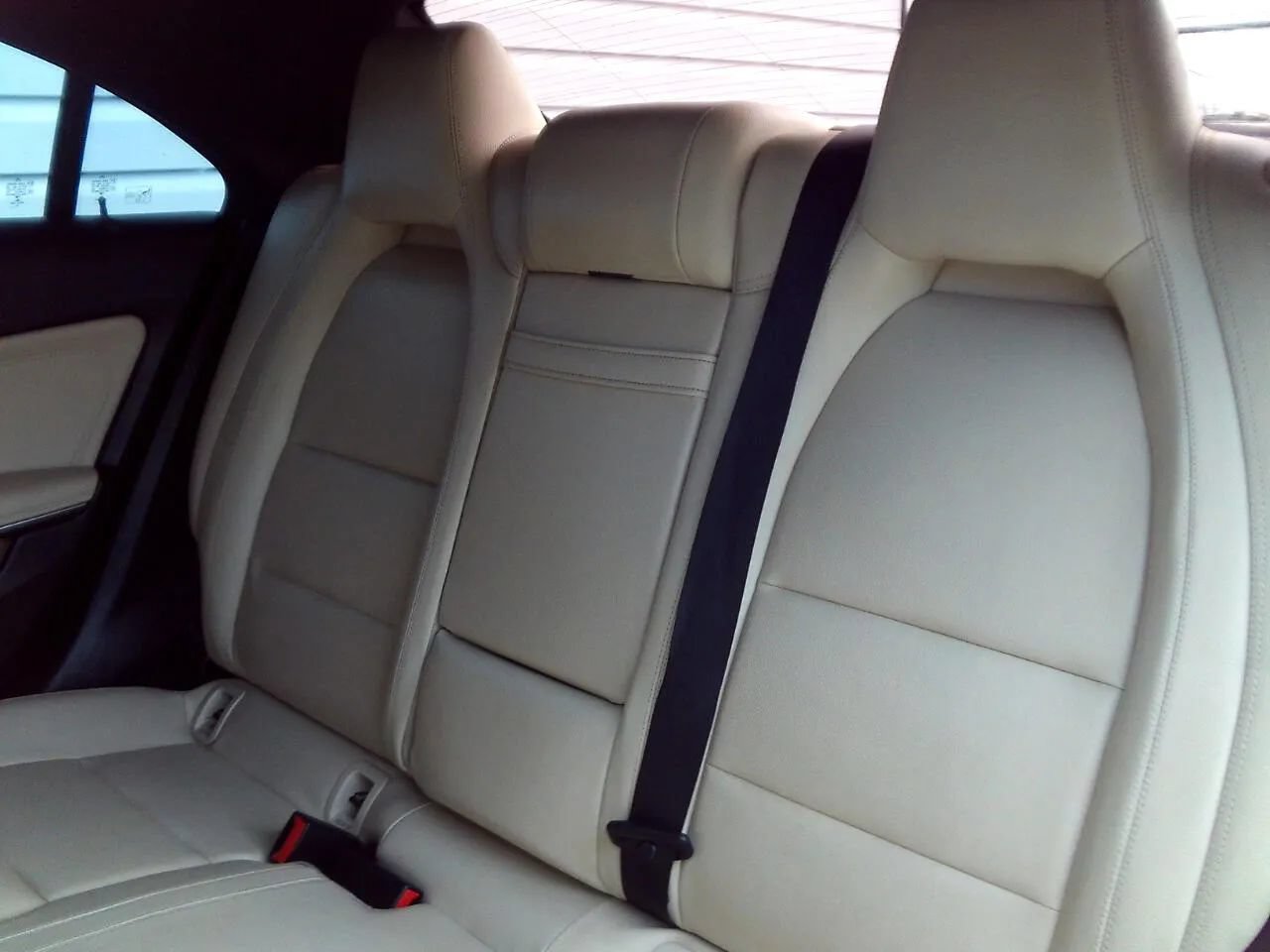 Used 2015 Mercedes-Benz CLA 250 4MATIC w/ Premium 1 Package image 24