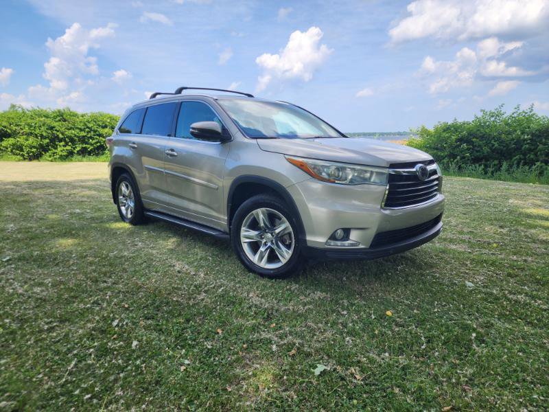 Used 2015 Toyota Highlander Limited Platinum image 8
