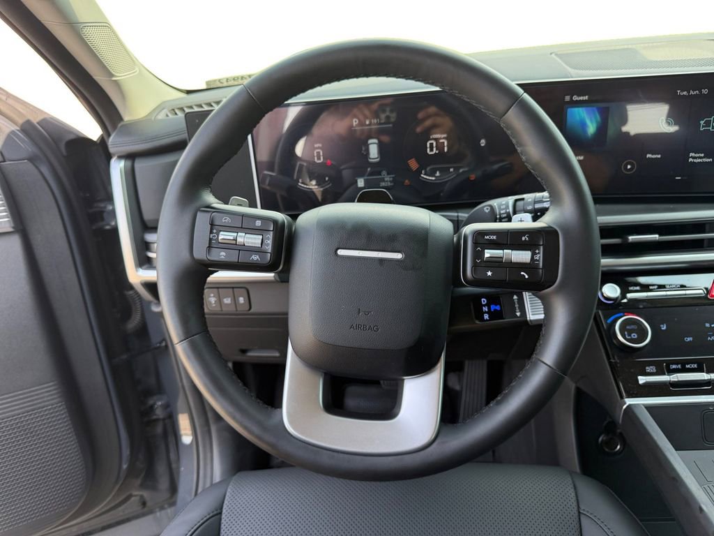 Used 2025 Hyundai Santa Fe SEL image 12