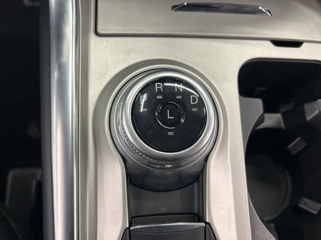 Used 2023 Ford Explorer XLT w/ Equipment Group 202A AWD/4WD image 21
