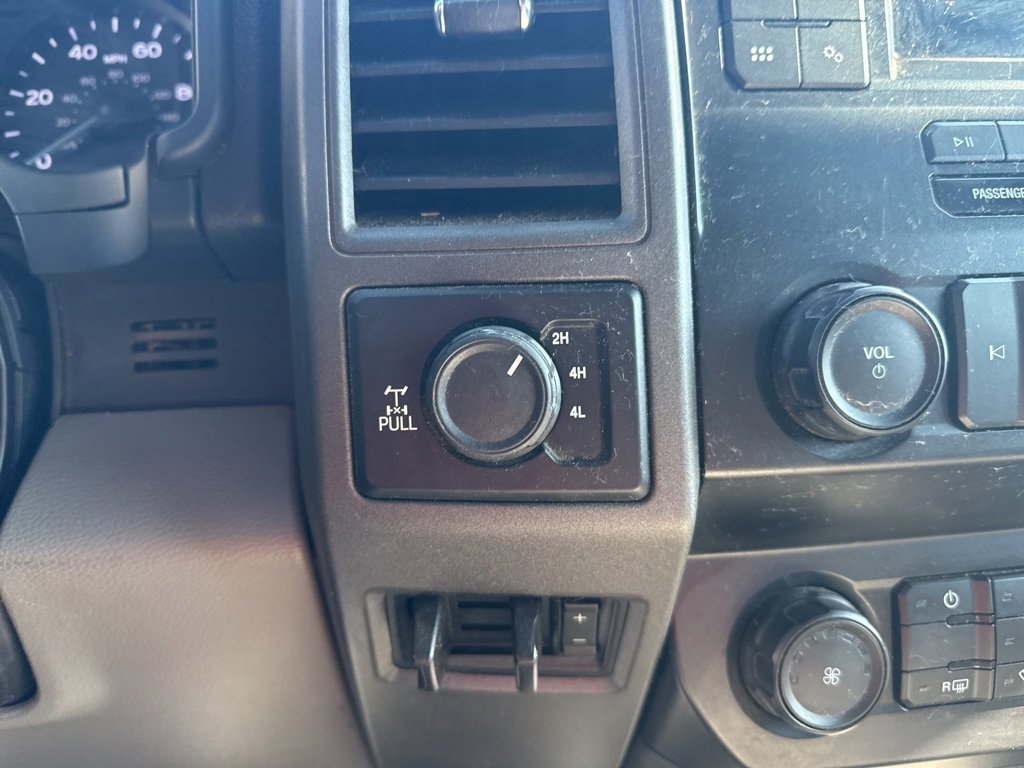 Used 2022 Ford F250 XL w/ Power Equipment Group image 14